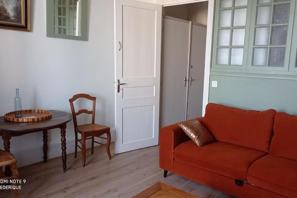 Studio 18 Residence Du Parc Châtel-Guyon Quarto foto